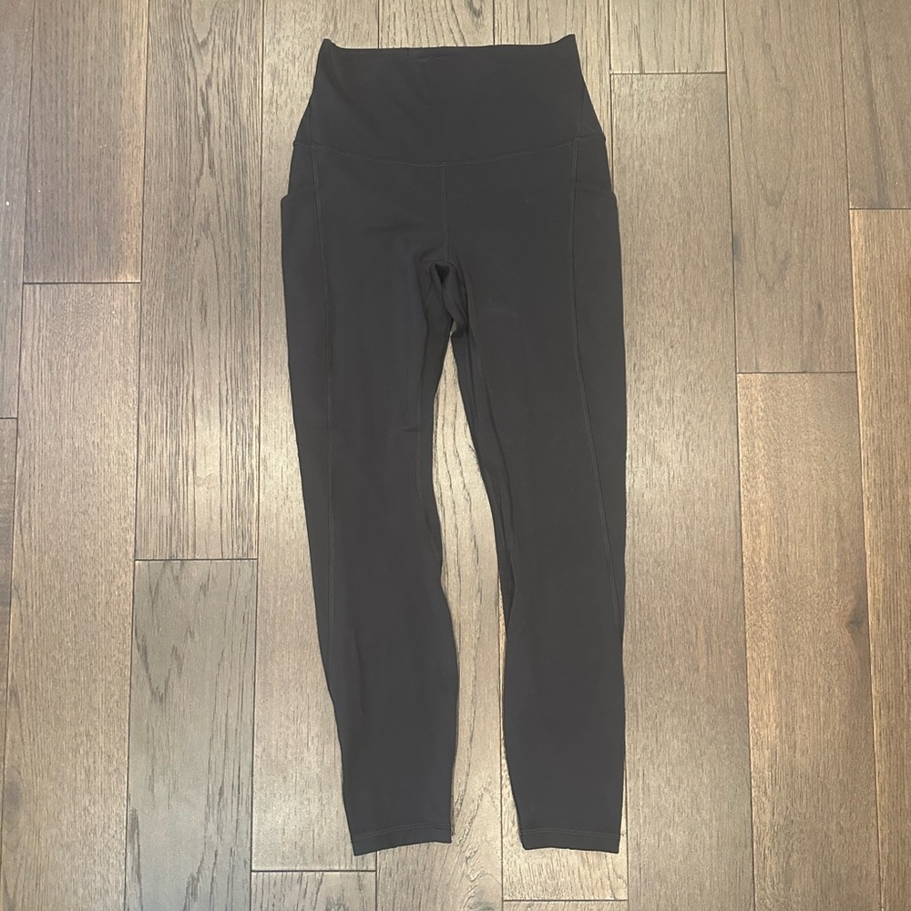 Lululemon Align Pocket Leggings - only worn once!